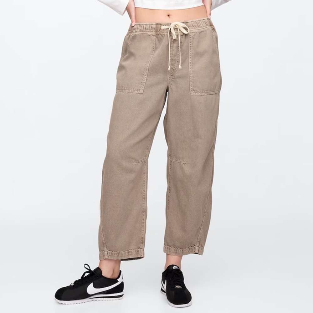 GAP Factory Mid Rise Pull-On Barrel Jeans